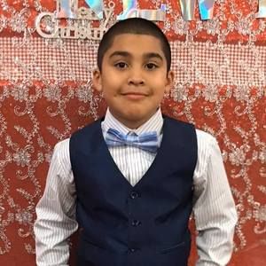 Meet your Posher, Hernandez